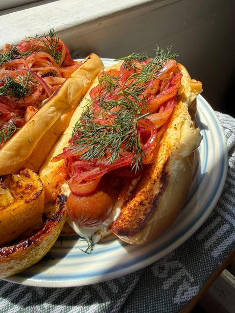 Tzatziki Hot Dog